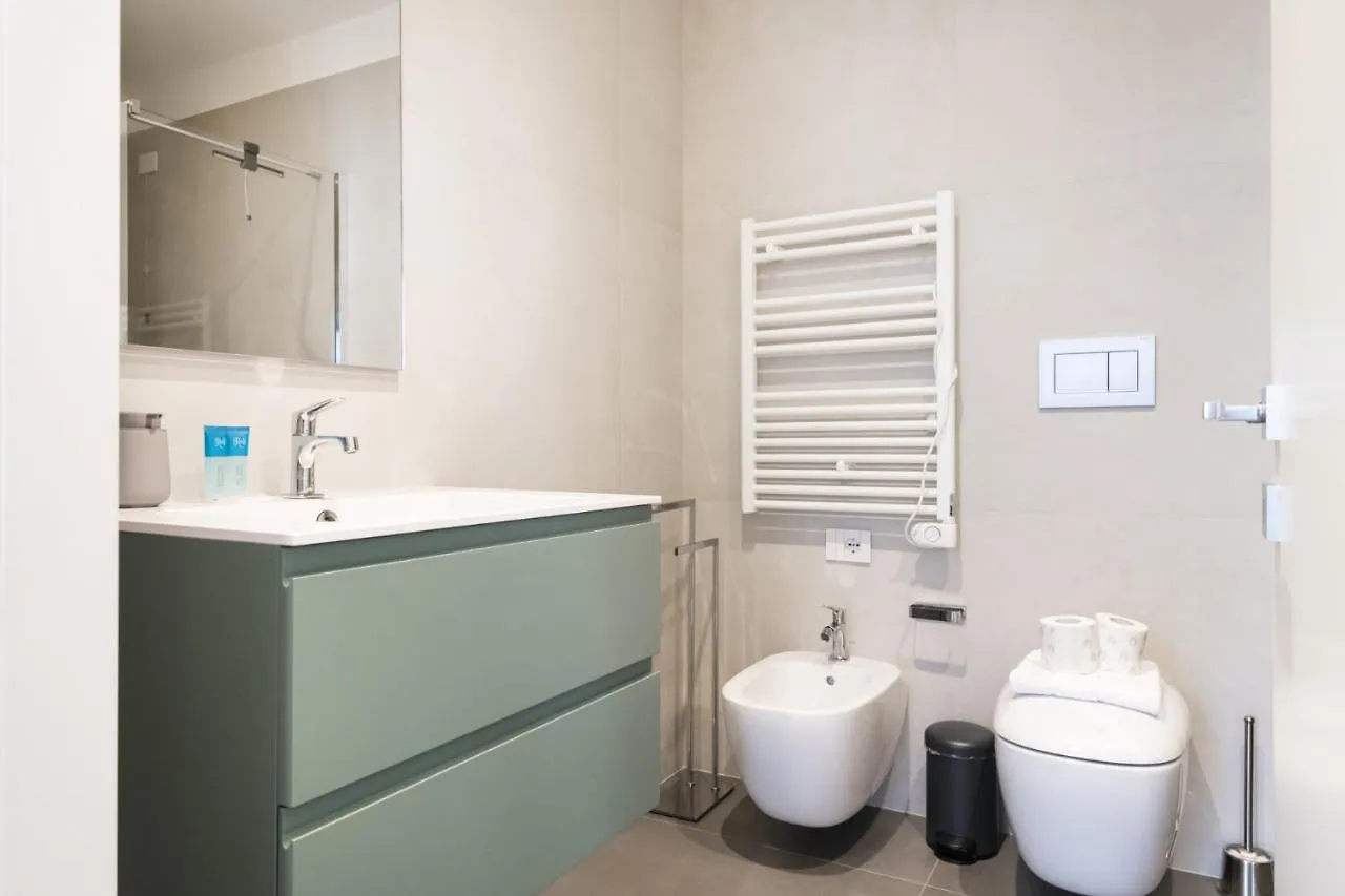 Easylife - Lussuosa Dimora Con Rooftop Condominiale Vista Duomo Milan 0*,